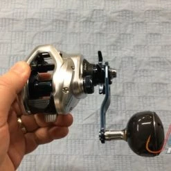 Shimano Tranx 300 and 400 Low Profile Baitcasting Reels 11 Shimano Tranx 300 and 400 Low Profile Baitcasting Reels -Reels Sales Store image 447